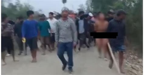 manipur women paraded naked porn|Video of 2 Manipur women paraded naked, molested by mob。